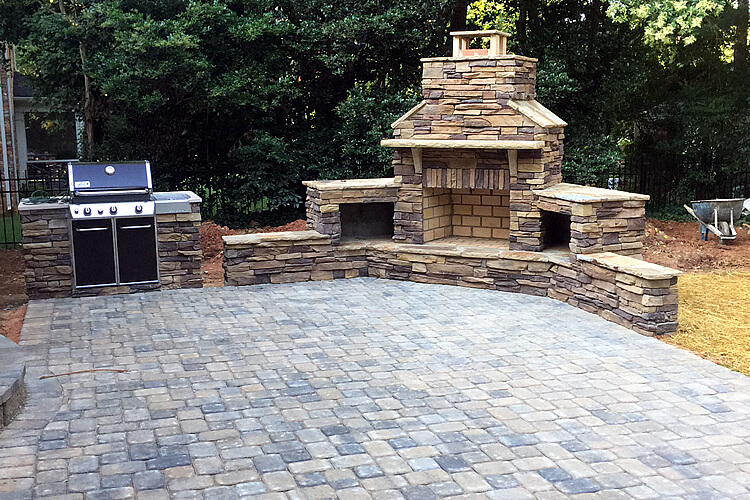 Can I have a patio installed in winter? | Archadeck of Charlotte