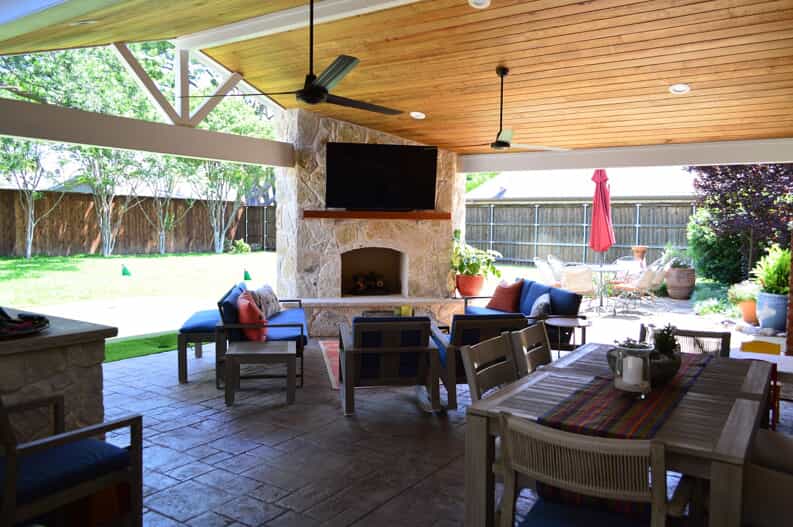 A real outdoor living space Cinderella story turning open air into luxury.